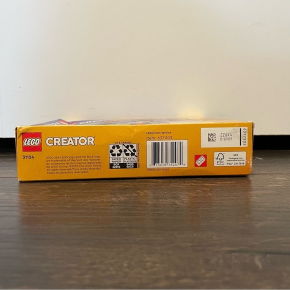 LEGO® Creator Super Robot, 3-in-1 31124 Sealed - Picture 4 of 6